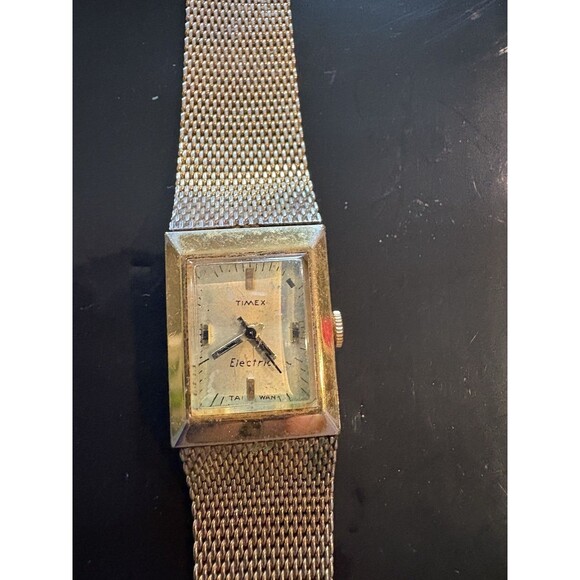Vintage Timex Electric Gold Tone St Steel Womens Wrist Watch Bundle - Picture 2 of 11
